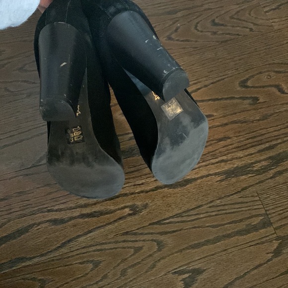 Heeled suede Boots- size 9 - Picture 3 of 4